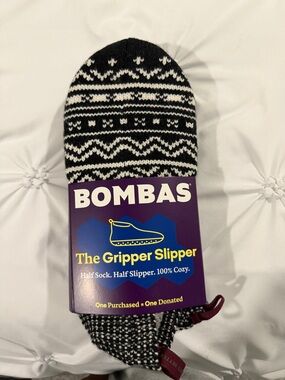 Bombas Black & White Patterned Gripper Slipper